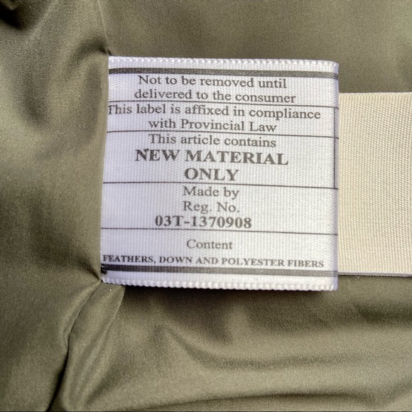 Abercrombie & Fitch Puffy Down Vest - Size Small - Picture 11 of 11